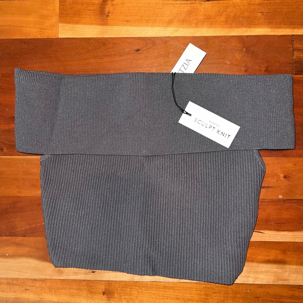 NWT Aritzia Sculpt Knit Off-Shoulder Top Gray